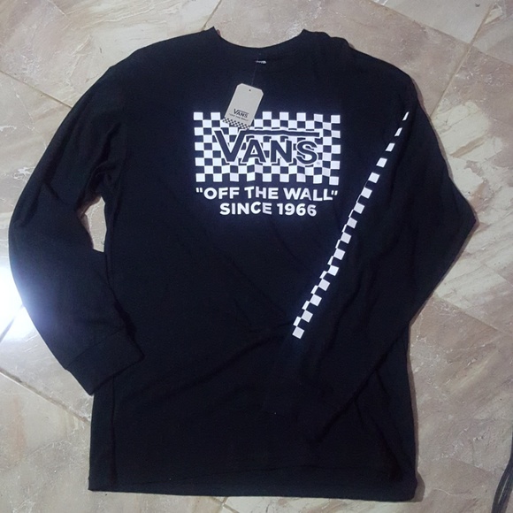 Vans Other - VANS "off the Wall" long sleeve shirt